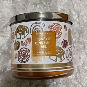 Bath & Body Works Pumpkin Cinnamon Bun Candle